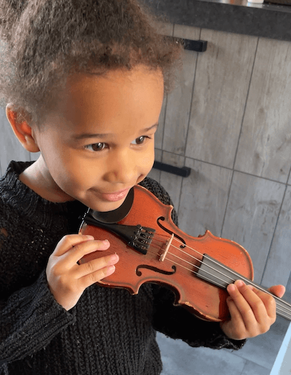 Insights on Teaching Toddlers Violin from a Violin Teacher and Mom of 5